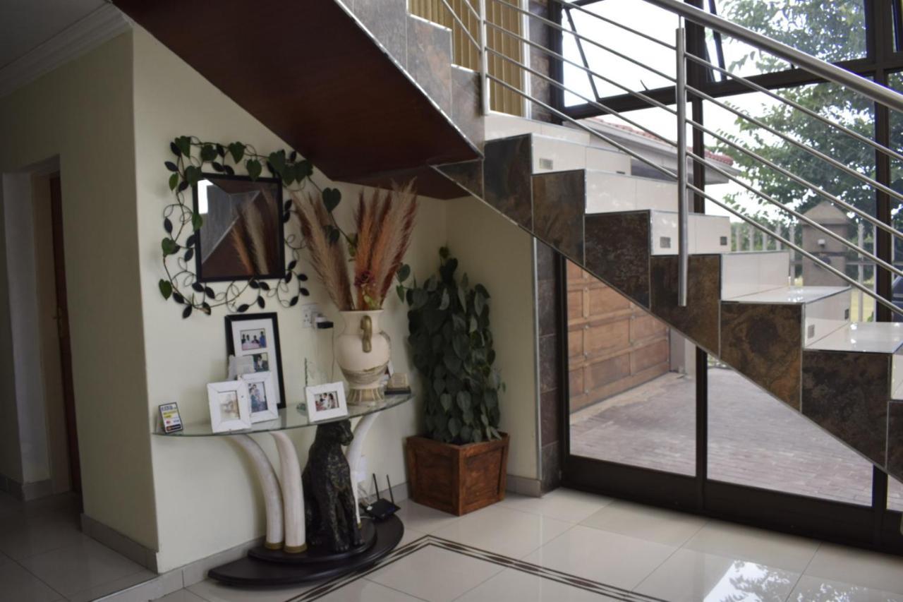 Lalela House Joanesburgo Exterior foto