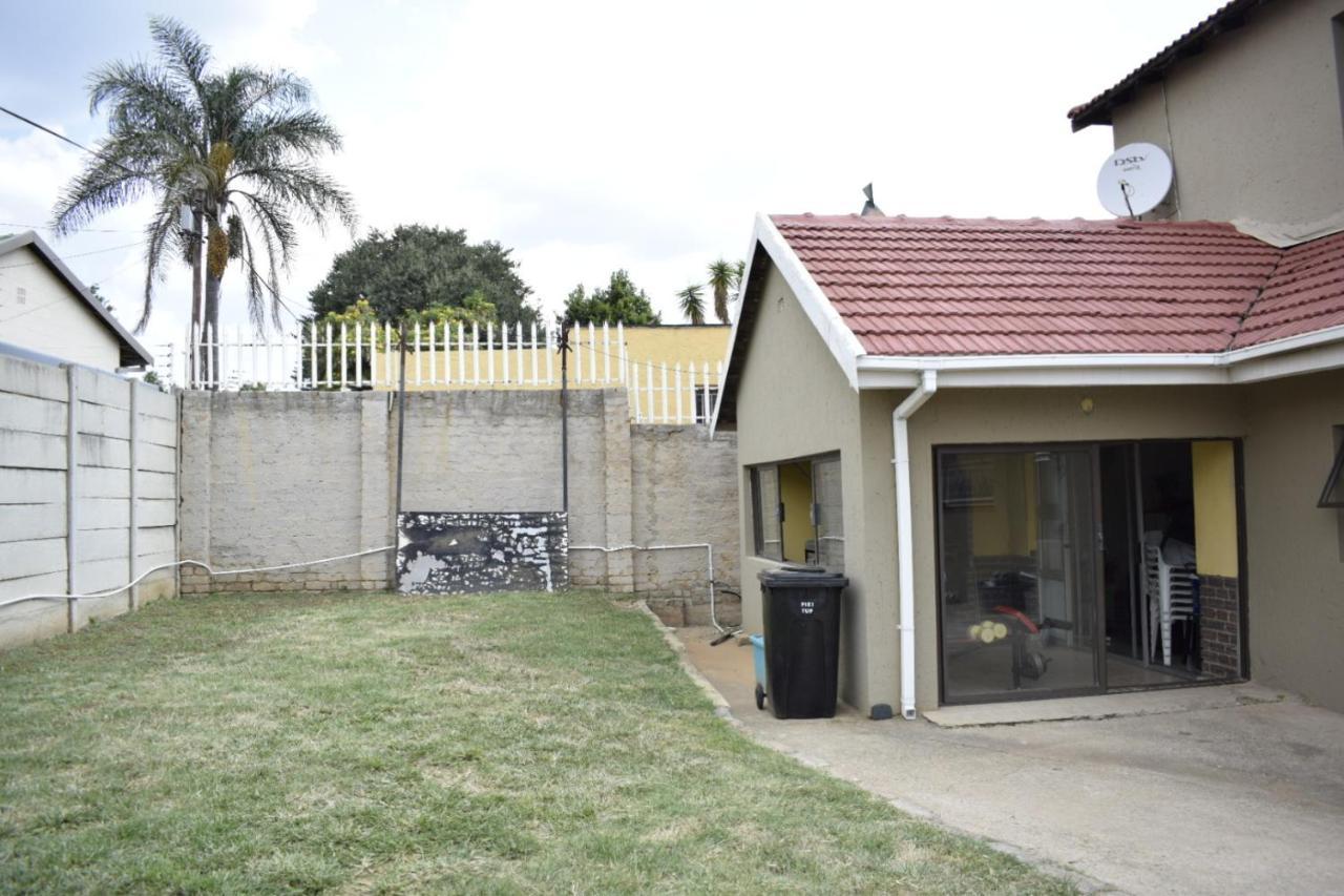 Lalela House Joanesburgo Exterior foto
